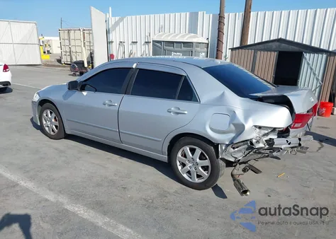 2005 Honda Accord 3.0 Ex z USA, uszkodzony, nr VIN 1HGCM66815A074712